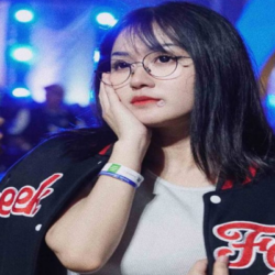 Profil Geek Aleyna: Sosok Penting di Balik Kesuksesan Geek Fam ID